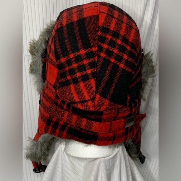 Snotek - Hunting / Aviator Hat With Faux Fur Lining And Trim Red And Black Plaid - Picture 4 of 11